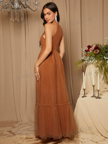 Halter Neck Mesh Overlay Bridesmaid Dress