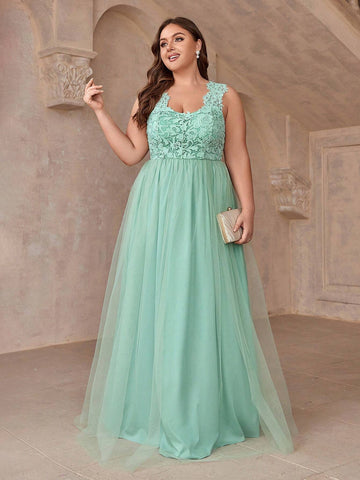 Lace Patchwork Elegant Plus Size Bridesmaid Dress