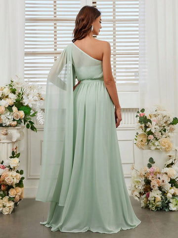 Ladies Bridesmaid Dress Single Rotator Cuff Flaps Shrink Detail Design Fluttering Big Skirt Green Comfortable Skin Chiffon Fabric