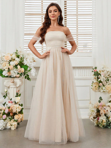Ladies Elegant Romantic Bridesmaid Dress Line Shoulder Body Pleated Design Decal Details Flowing Ap
