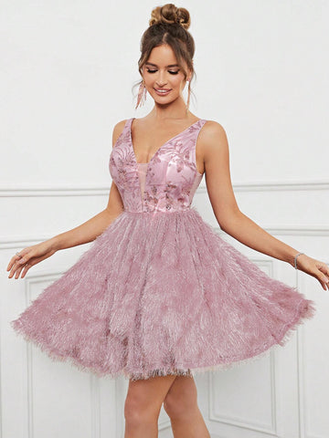 Ladies' Elegant V-Neckline Beaded Lace A-Line Prom Dress