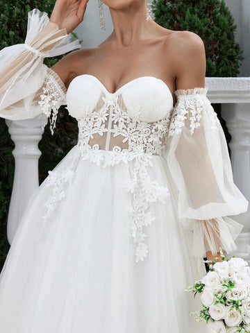 Large Hem, Lace Detail, One-Shoulder Style, Lantern Sleeve Wedding Dress