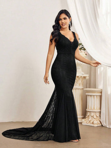 Noble And Elegant Pure White Deep V Neckline Lace Sexy Backless Romantic Women's Solid Color Stretch Lace Splicing Mesh Fishtail Mermaid Skirt With Big Swing And Tail Wedding Dress