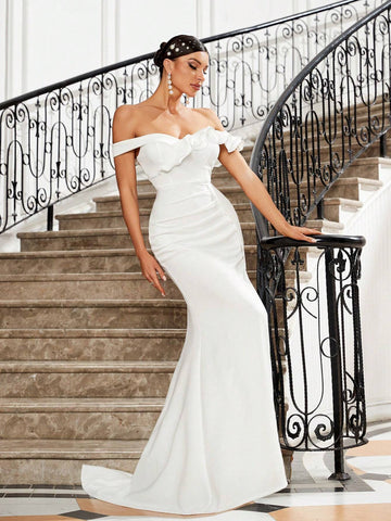 Noble Elegant And Elegant White Off-Shoulder Neckline Ruffled Sleeves Fishtail Mermaid Pleated Skirt Slit Dress Floor-Length Casual Vacation Vacation Tail Wedding Dress