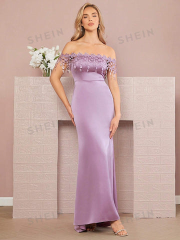 Off Shoulder Appliques Detail Mermaid Hem Bridesmaid Dress