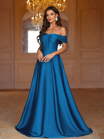 Off Shoulder Pleated Bridesmaid Dress With Chest Cutout Design