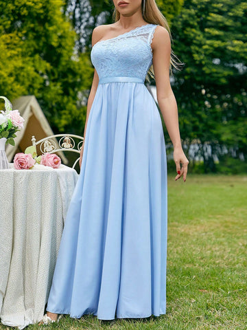 One-Shoulder Lace Patchwork High Slit Waist-Cinching Bridesmaid Maxi Dress