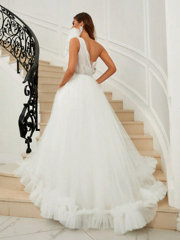 One Shoulder Appliques Mesh Overlay Wedding Dress