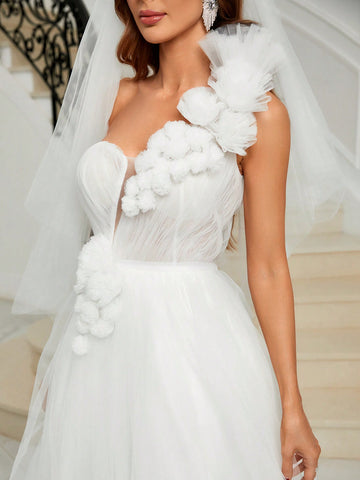 One Shoulder Appliques Mesh Overlay Wedding Dress