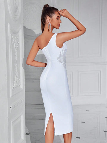 One Shoulder Sleeveless White Bandage Bridesmaid Dress For Women