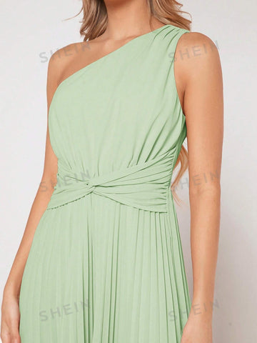 One Shoulder Twist Front Pleated Hem Bridesmaid Dress