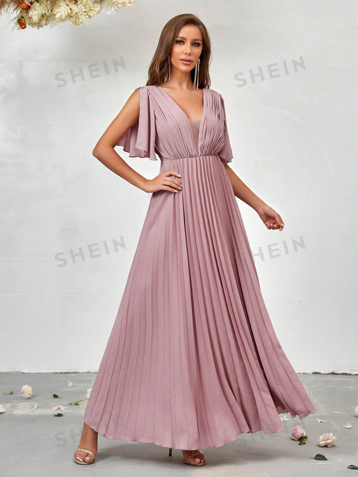 Plunging Neck Split Sleeve Pleated Hem Bridesmaid Dress