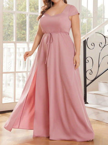 Plus-Size Ladies' Bridesmaid Dress With Sweetheart Neckline, High Slit And Bow Detail