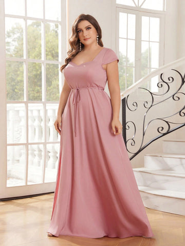 Plus-Size Ladies' Bridesmaid Dress With Sweetheart Neckline, High Slit And Bow Detail