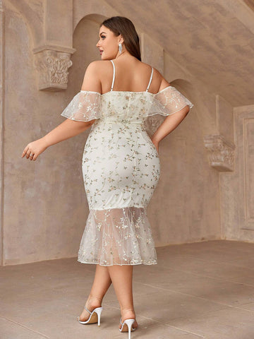 Plus Size Women's Off-The-Shoulder Light Apricot Embroidered Flower Sweetheart Neckline Mermaid Cocktail Party Dress
