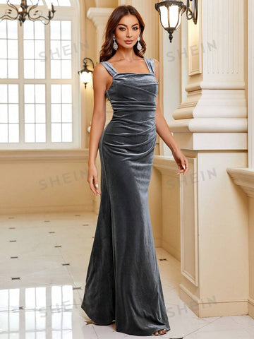 Ruched Mermaid Hem Velvet Bridesmaid Dress