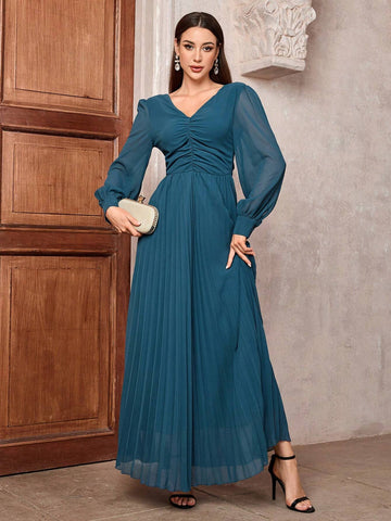 Women's Solid Pleated V-Neck Ball Gown Dress With Oversized Skirt