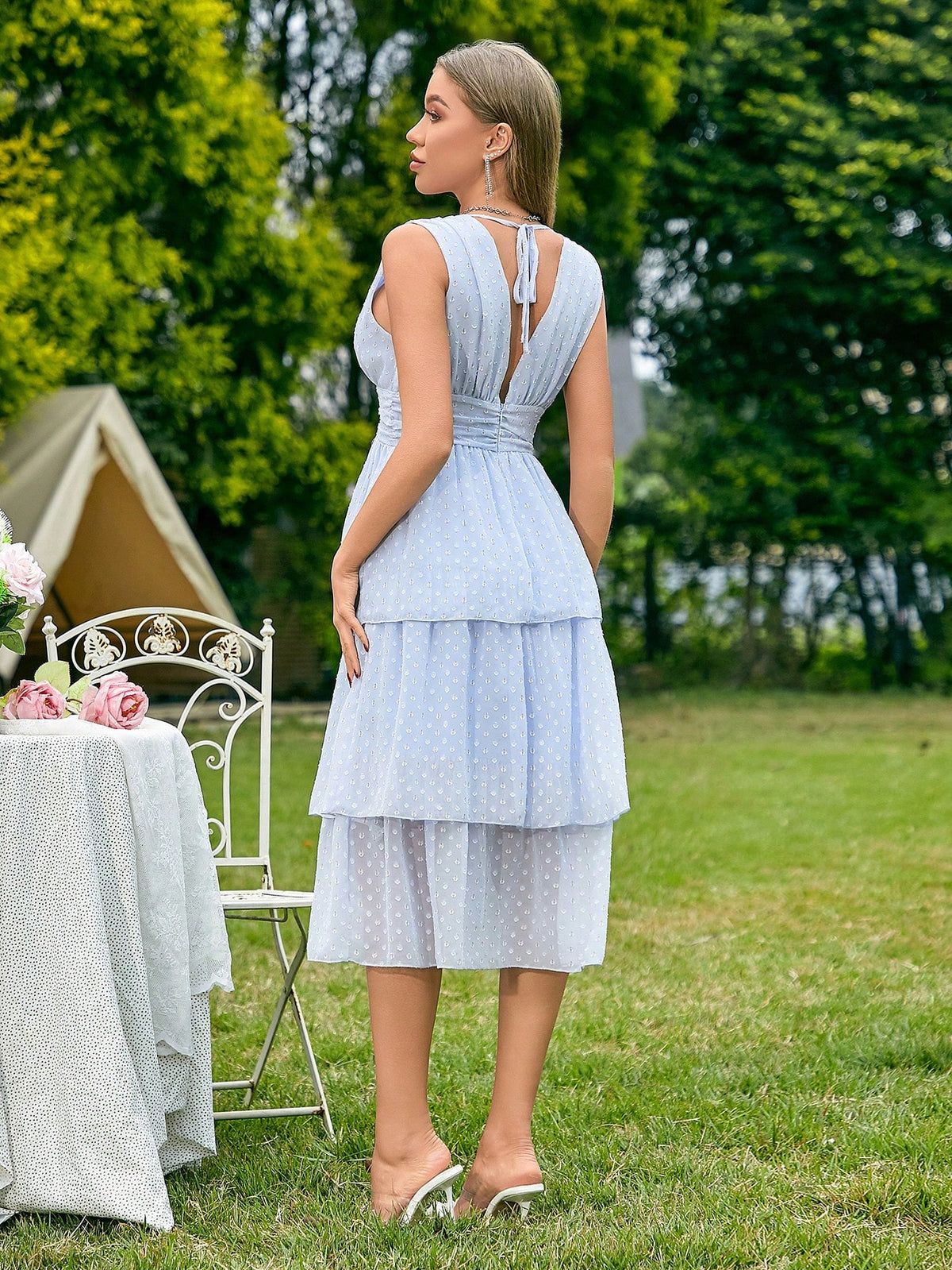 Sleeveless Deep V-Neck Jacquard Bridesmaid Dress With Pleated Waist, Open Back