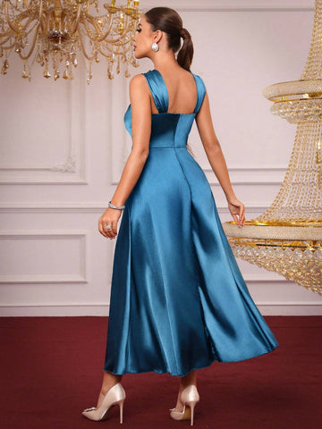 Solid Color Bridesmaid Dress With Halter And Cinched Waist