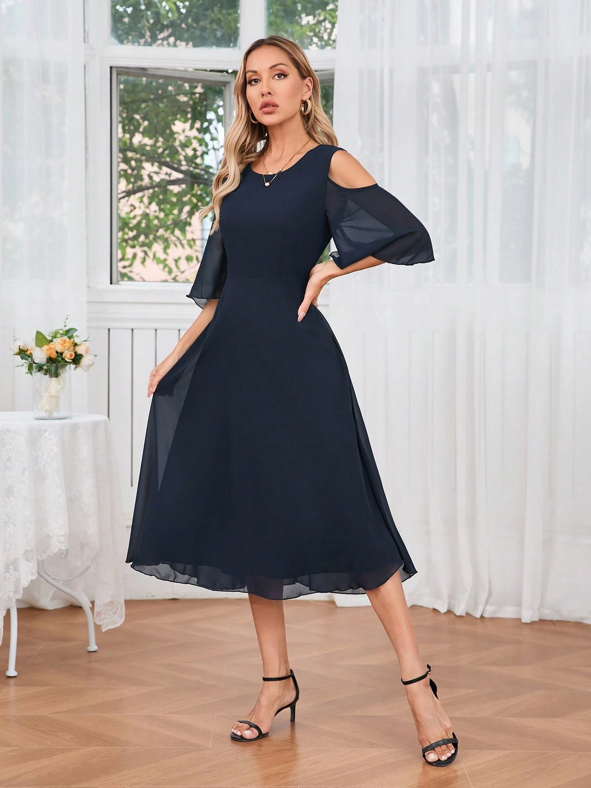 Solid Color Hollow Out Round Neck Bridesmaid Dress For Summer