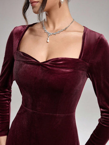 Solid Color Pleated Heart Neck Elegant Long Sleeve Ladies Ball Gown Dress (Embellished)