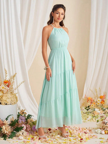 Solid Color Tiered Hem Halter Bridesmaid Dress