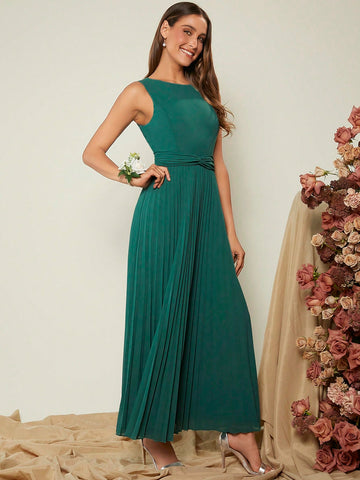 Belle Solid Pleated Hem Bridesmaid Dress