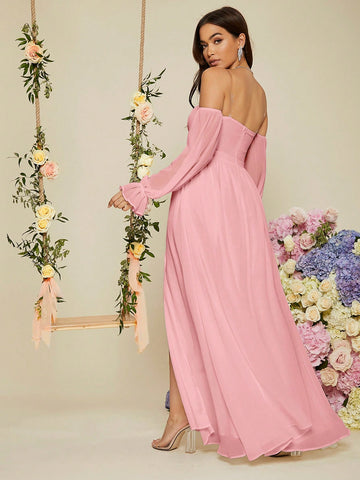 Women'S Bridesmaid Dress With Flared Sleeves, High Slit And Mermaid Hemline