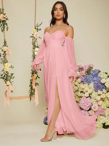Women'S Bridesmaid Dress With Flared Sleeves, High Slit And Mermaid Hemline