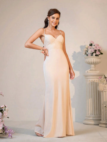 Women Elegant And Romantic Khaki-Colored Stretch Lace Fabric Spliced Soft And Comfortable Woven Fabric Suspender V-Neck Mini Fish-Tail Hem Backless Ear-Hook Strap Lace Connected Bridesmaid Dress.