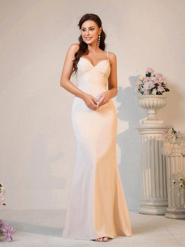 Women Elegant And Romantic Khaki-Colored Stretch Lace Fabric Spliced Soft And Comfortable Woven Fabric Suspender V-Neck Mini Fish-Tail Hem Backless Ear-Hook Strap Lace Connected Bridesmaid Dress.