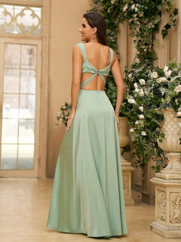 Women's Elegant And Romantic Grass Green Satin Dress With Sweetheart Neckline, Bowknot Chest Detail High Leg Slit To Waist Crossed Open Back Hook Closure Shoulder Straps And With An A-Line Silhouette For Formal During Wedding Bridesmaid Dress