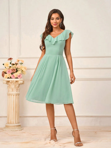 Women's Elegant Sage Green Chiffon Fabric Deep V-Neckline Plus Chest Cotton Ruffle Collar Ruffle Cuff Hem Pleated A-Line Skirt For Wedding, Mother's Day, Graduation, Sisters' Matching Outfits, Music Festivals. Available Sizes For Bridesmaid Dresses.