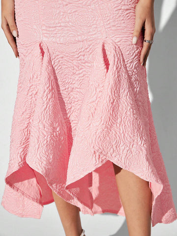 Women's Romantic Elegant Jacquard Fabric Mermaid Shape Dress With Flouncy Hem And Strapless Design, Suitable For Cocktails, Parties Or Weddings