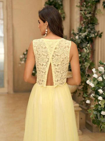 Women's Simple And Conservative Light Yellow Lace Spliced Mesh V-Neck Puffy Swing Dress With Mushroom Button Back Adjustable And Removable Head Elastic Waistband Suitable For Wedding Season Mother's Day And Formal Bridesmaid Dress