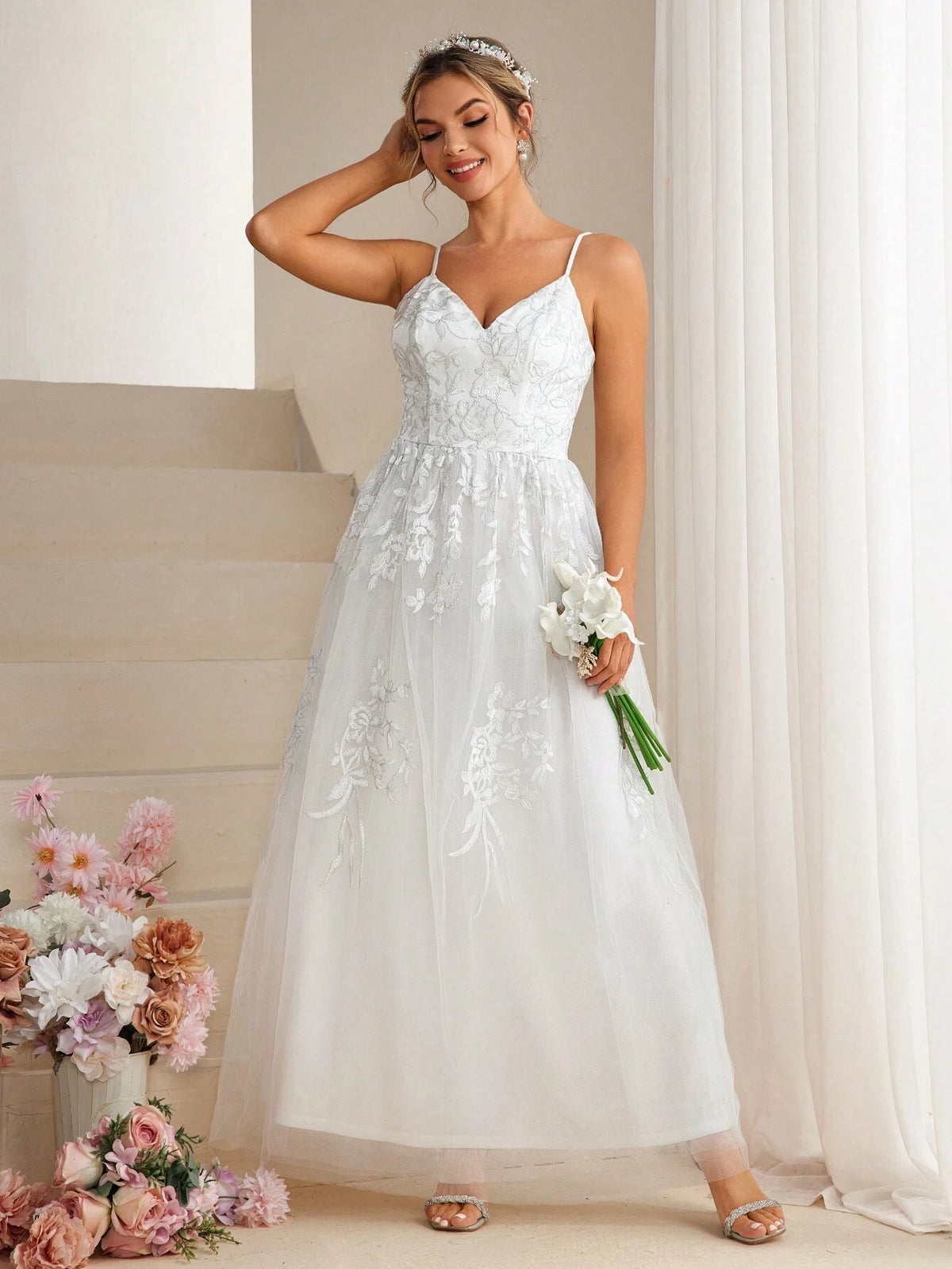 Women's White Embroidered Romantic Wedding Dress With Spaghetti Straps