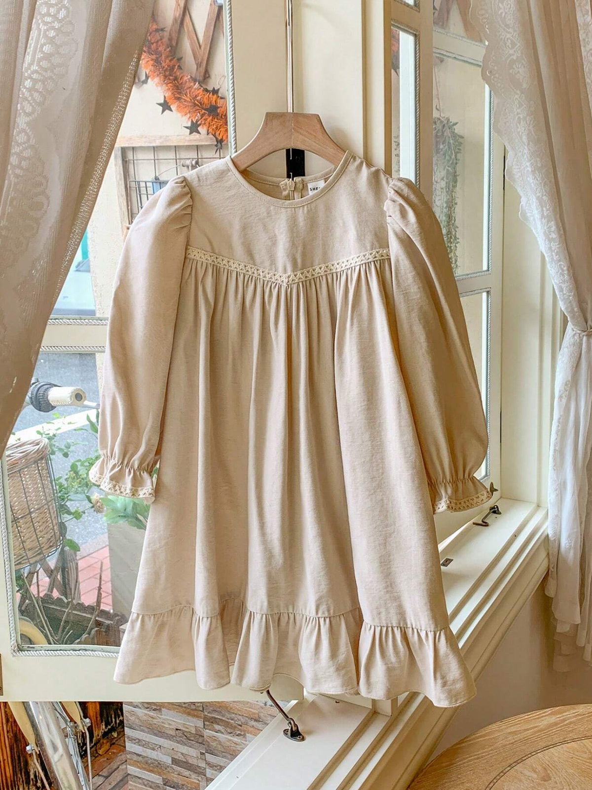 Blossori Young Girls Elegant French Style Apricot Ruffle Hem Loose Woven Dress, Autumn/Winter