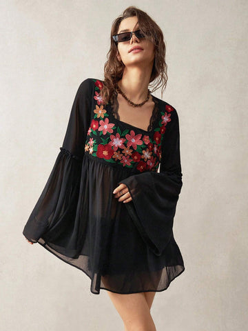 BohoFeels Embroidered Decoration Women's Vacation Shirt