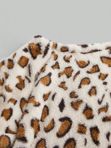 Women's Autumn/Winter Leopard Print Asymmetric Collar Teddy Fleece T-Shirt Graphic Cheetah Print Tees Women Tops