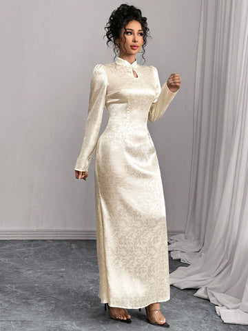 Women's Elegant Solid Color Stand Collar Buttoned Dress