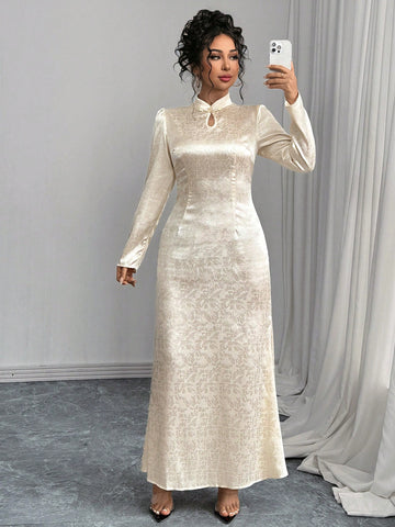 Women's Elegant Solid Color Stand Collar Buttoned Dress