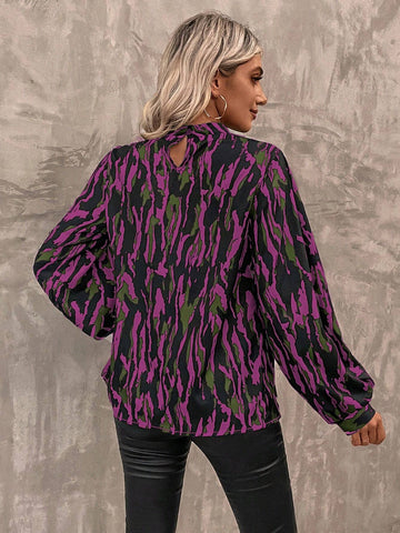 Clasi 1pc Women Stand Collar Long Sleeve All-Over Print Casual Top, Random Prints