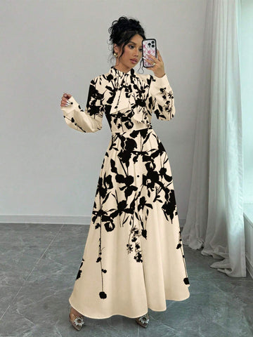 1pc Women's Fitted Waist Printed Spaghetti Strap Dress