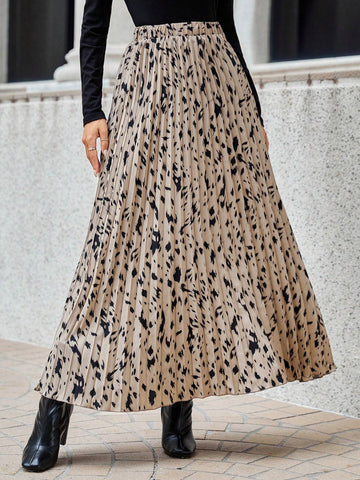 Clasi Allover Print Pleated Skirt