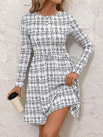 Black & White Plaid Round Neck Long Sleeve Short Women Dress, Autumn/Winter