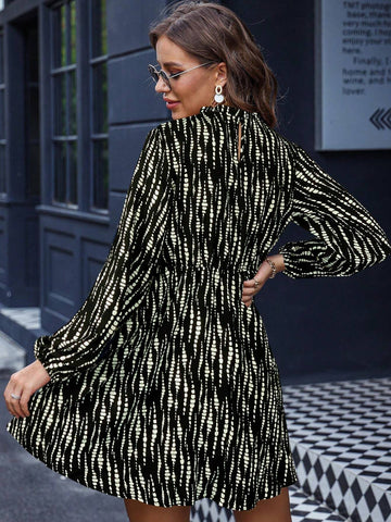 Black & White Polka Dot Pattern Women's Short Dress