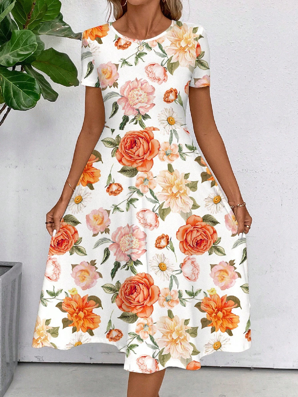 Bright Printed Short Sleeve Summer Dress For Women Outings