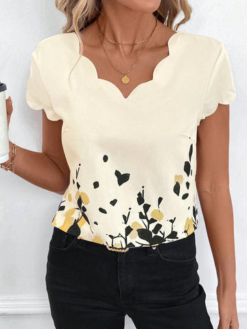 Clasi Casual Shell Edge Silhouette Printed Women Shirt