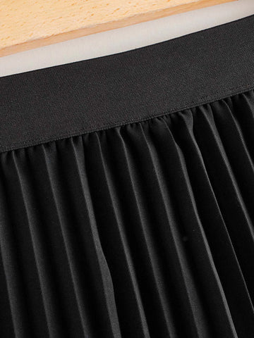 Clasi Elastic Waist Pleated Midi Skirt