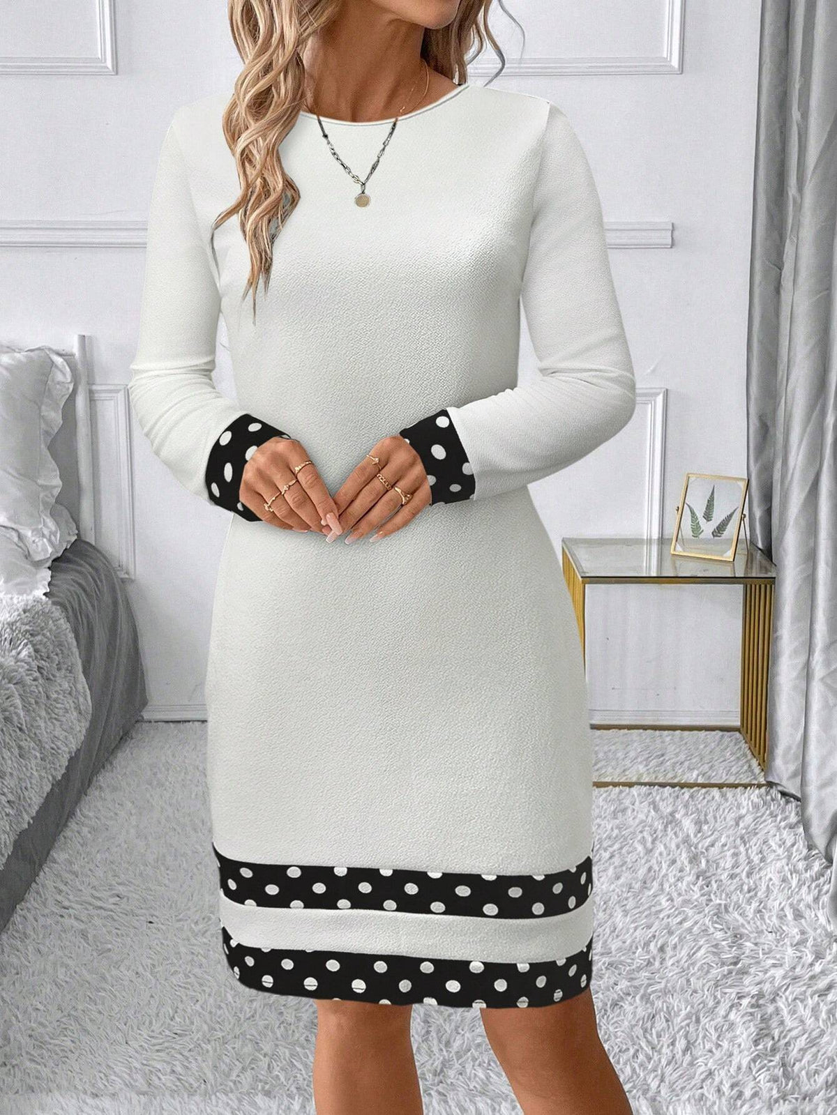 Elegant Commuter Black & White Geometric Patchwork Crew Neck Long Sleeve Short Dress For
